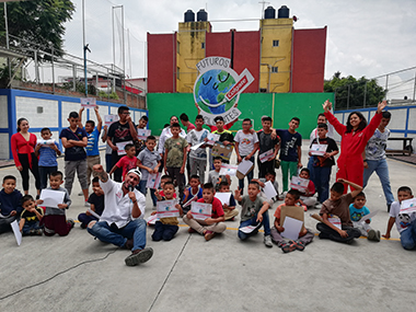 Voluntarios Colgate